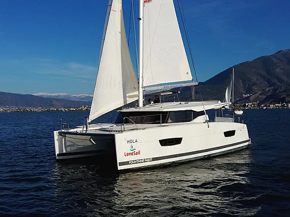 Lucia 40