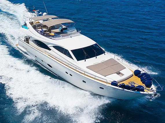 Ferretti 760