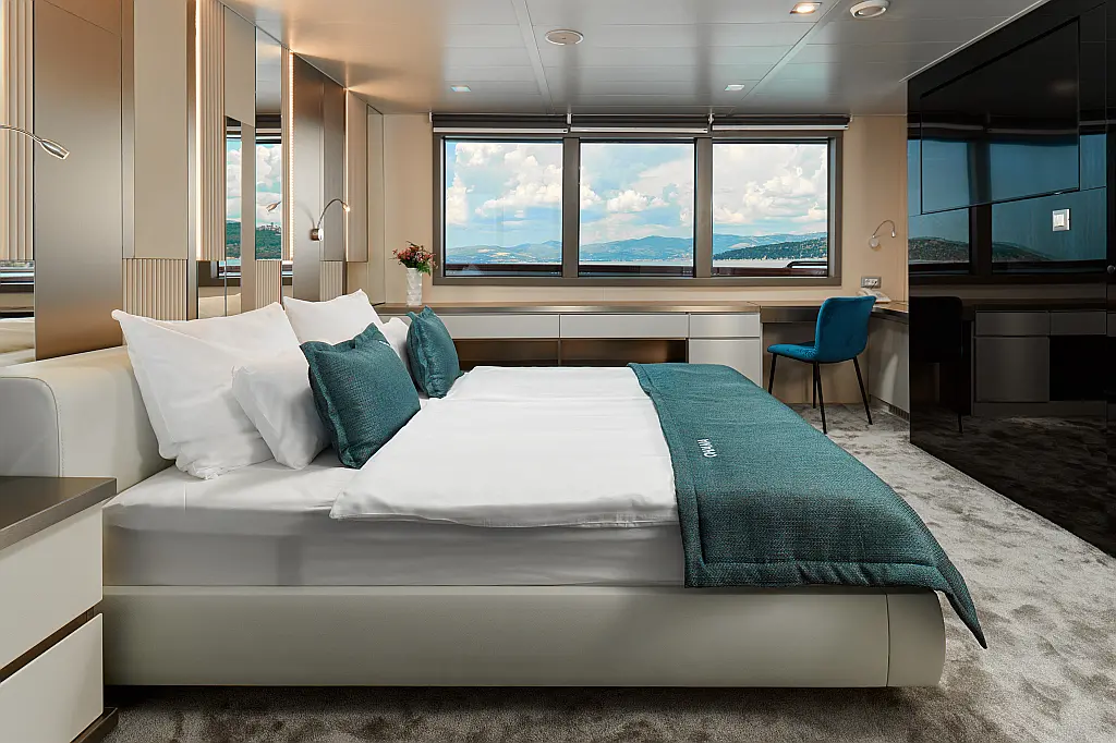 Luxury Motoryacht  - 