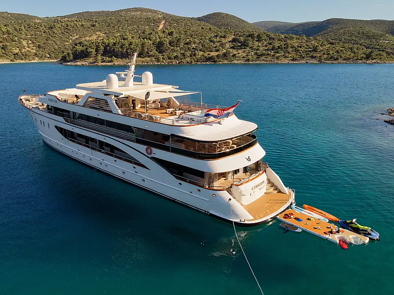 Luxury Motoryacht 