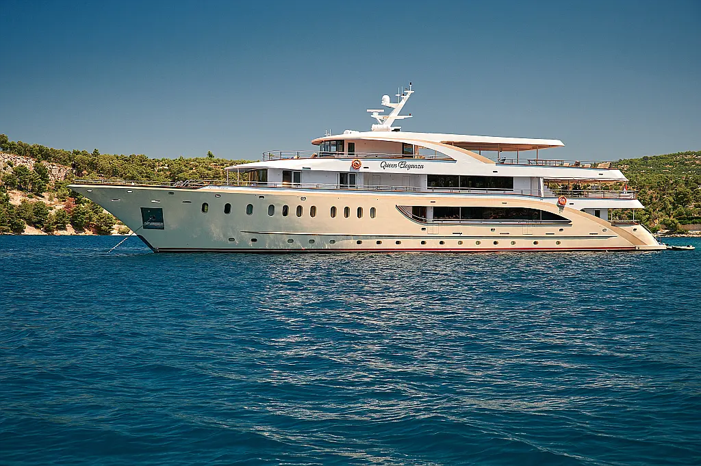 Luxury Motoryacht - 