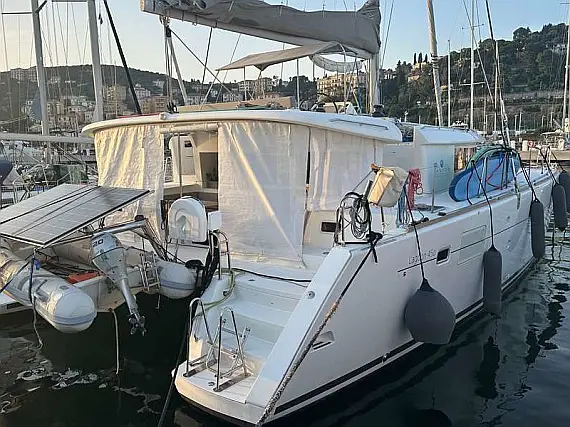Lagoon 450 Fly