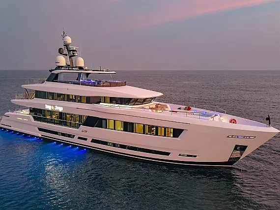 Motoryacht Song of Songs